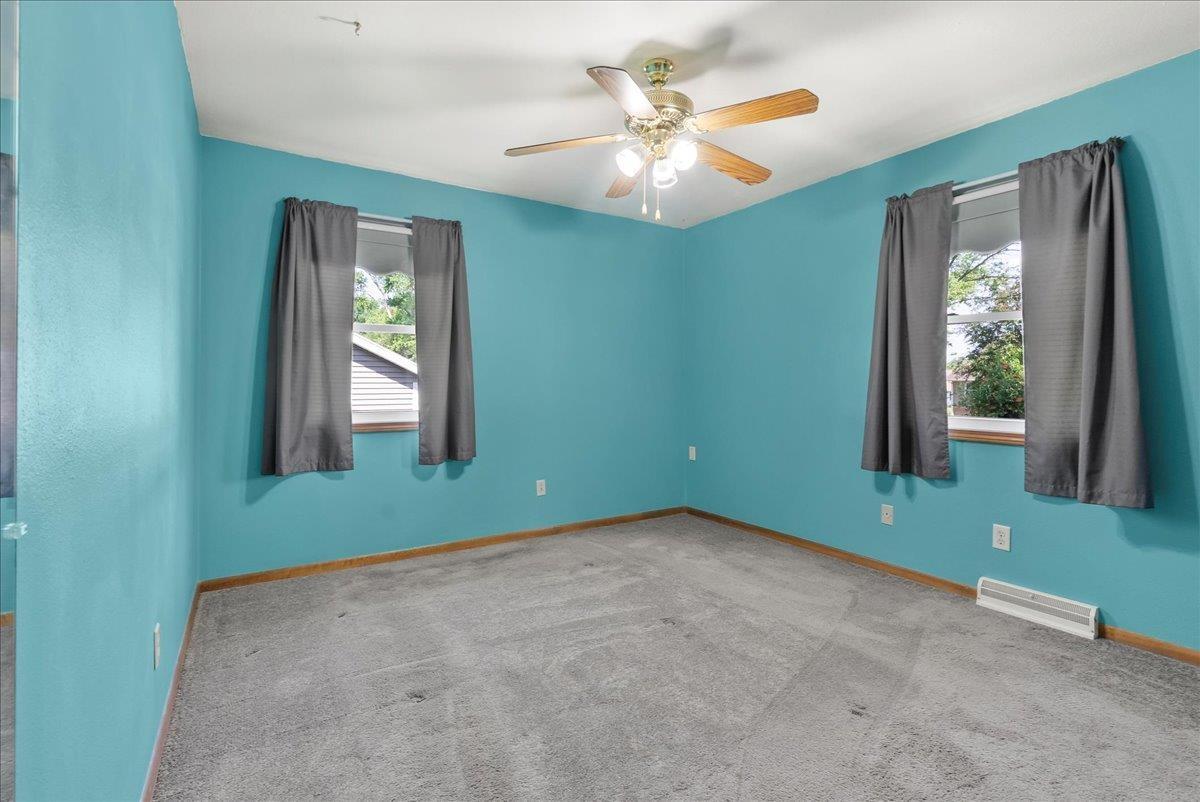 818 Calumett Drive