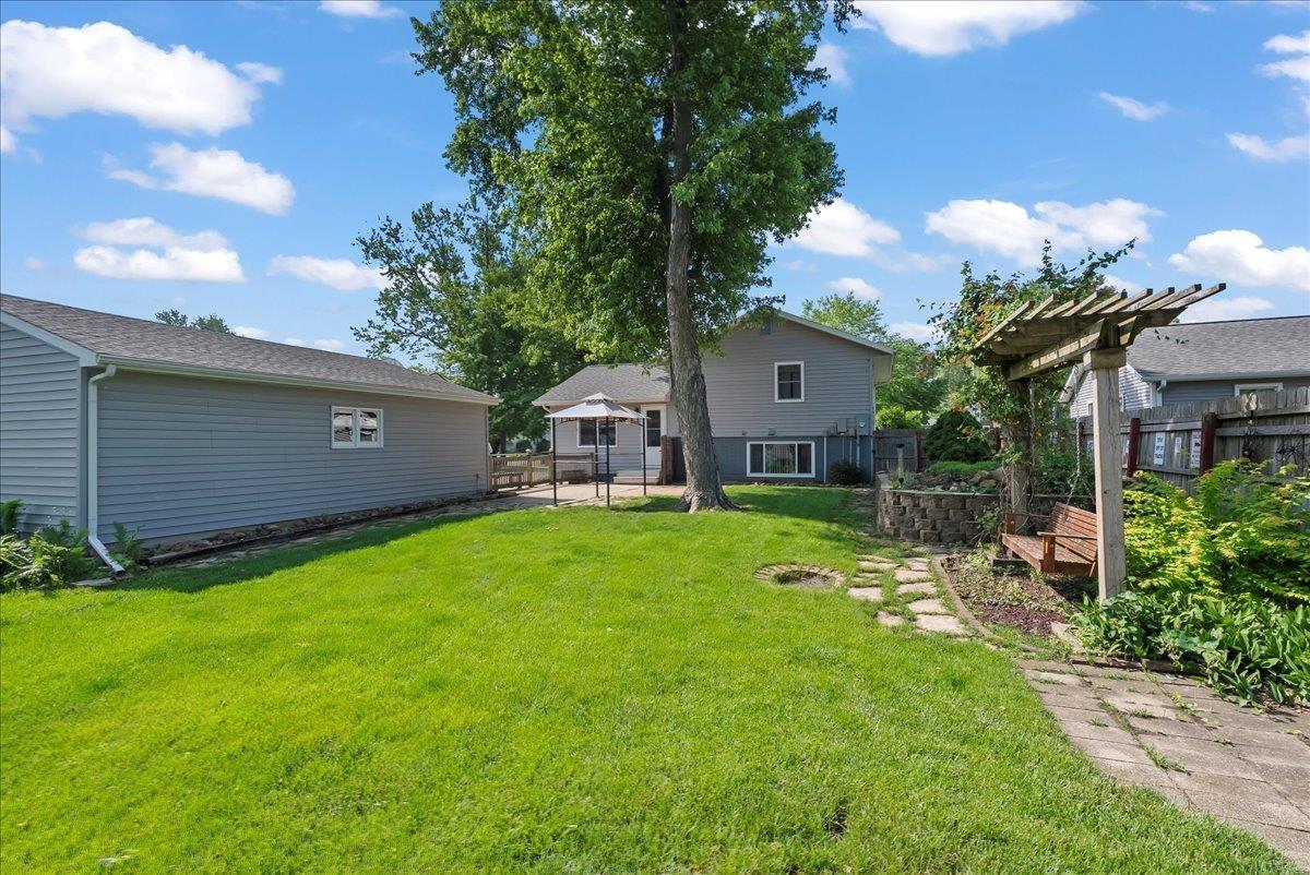 818 Calumett Drive