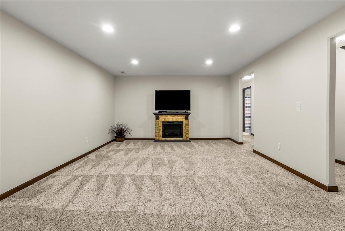 2924 Timber Cove Drive