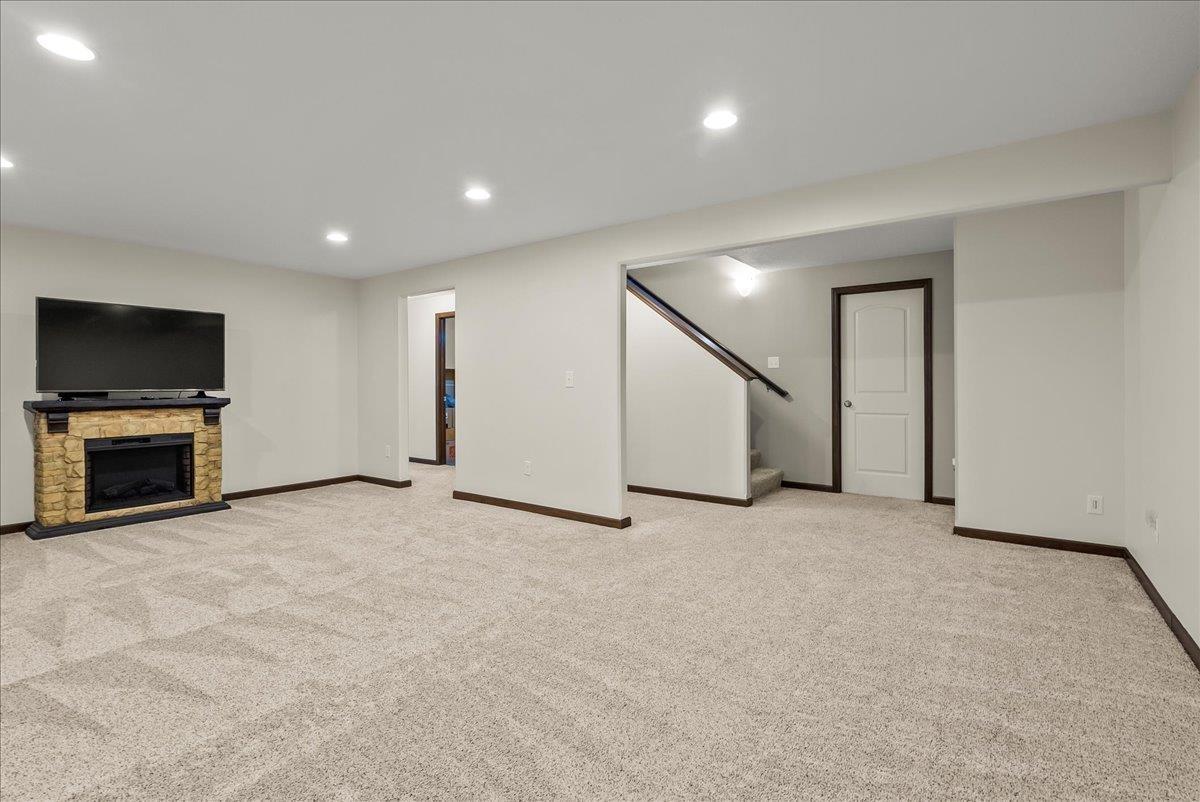 2924 Timber Cove Drive