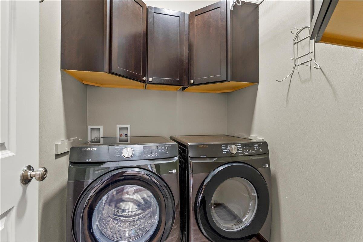 2924 Timber Cove Drive