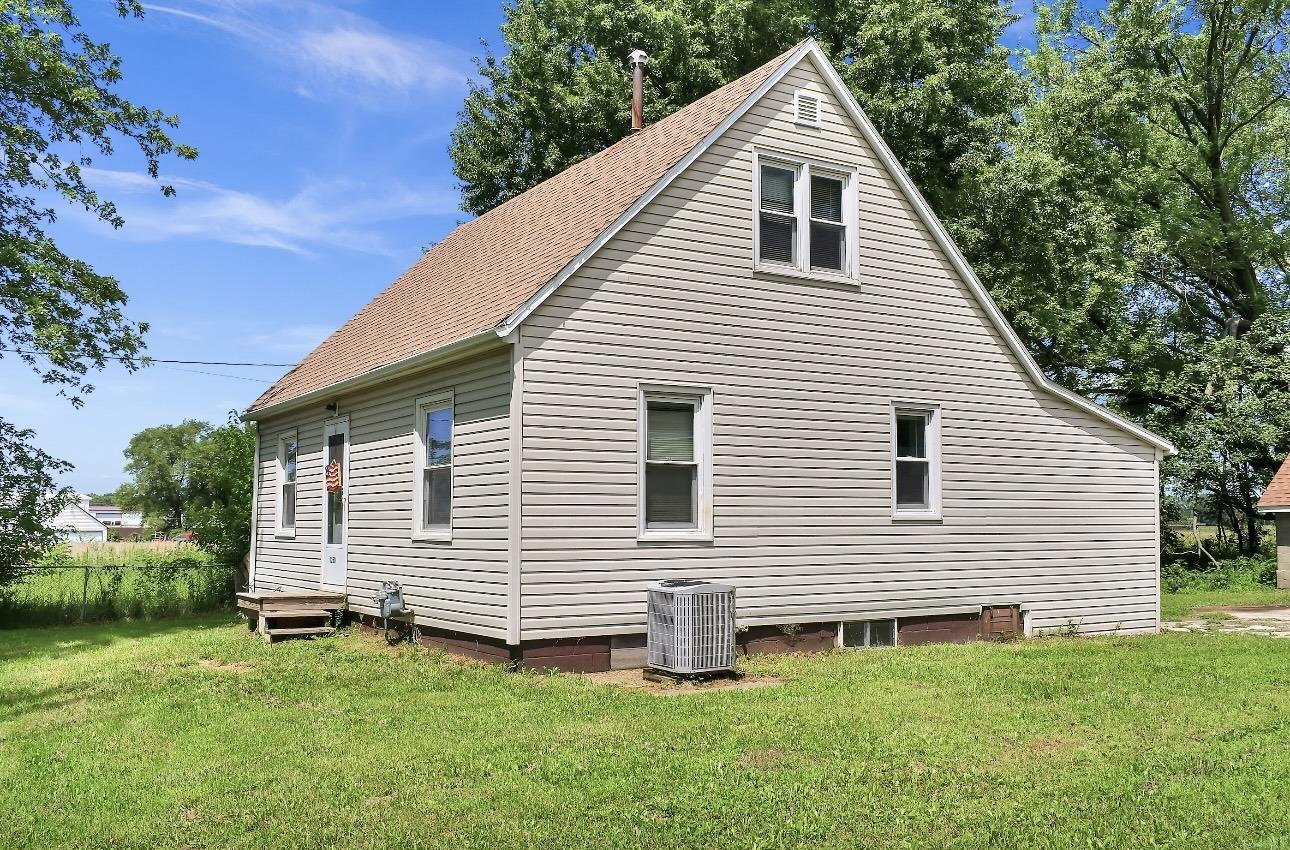 1250 W Airline Highway