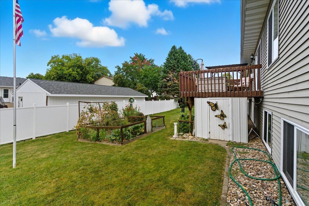 3738 Pheasant Lane