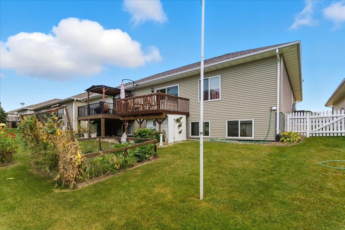 3738 Pheasant Lane