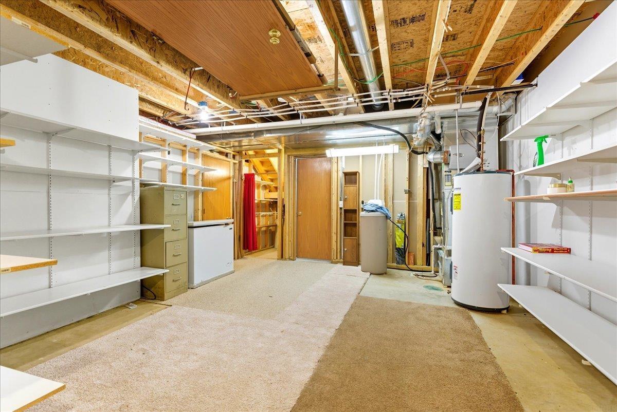 3738 Pheasant Lane