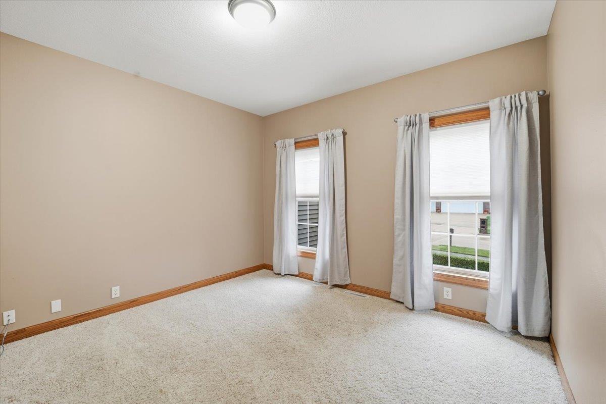 2706 Country Meadow