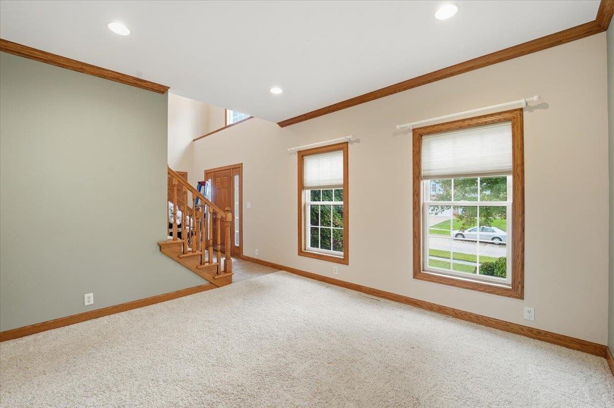 2706 Country Meadow