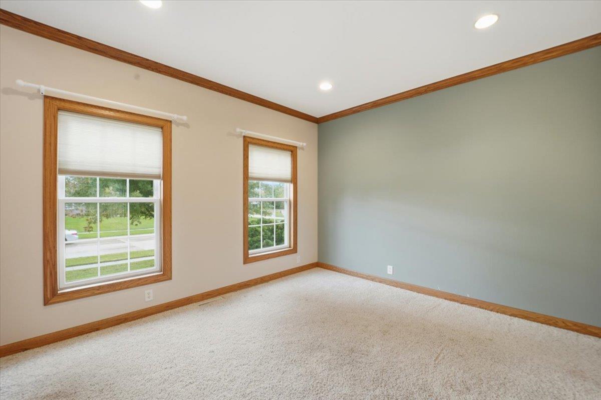 2706 Country Meadow