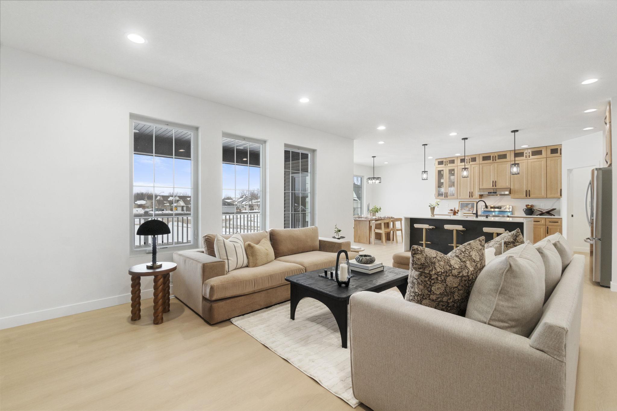 1122 Algonquin Drive