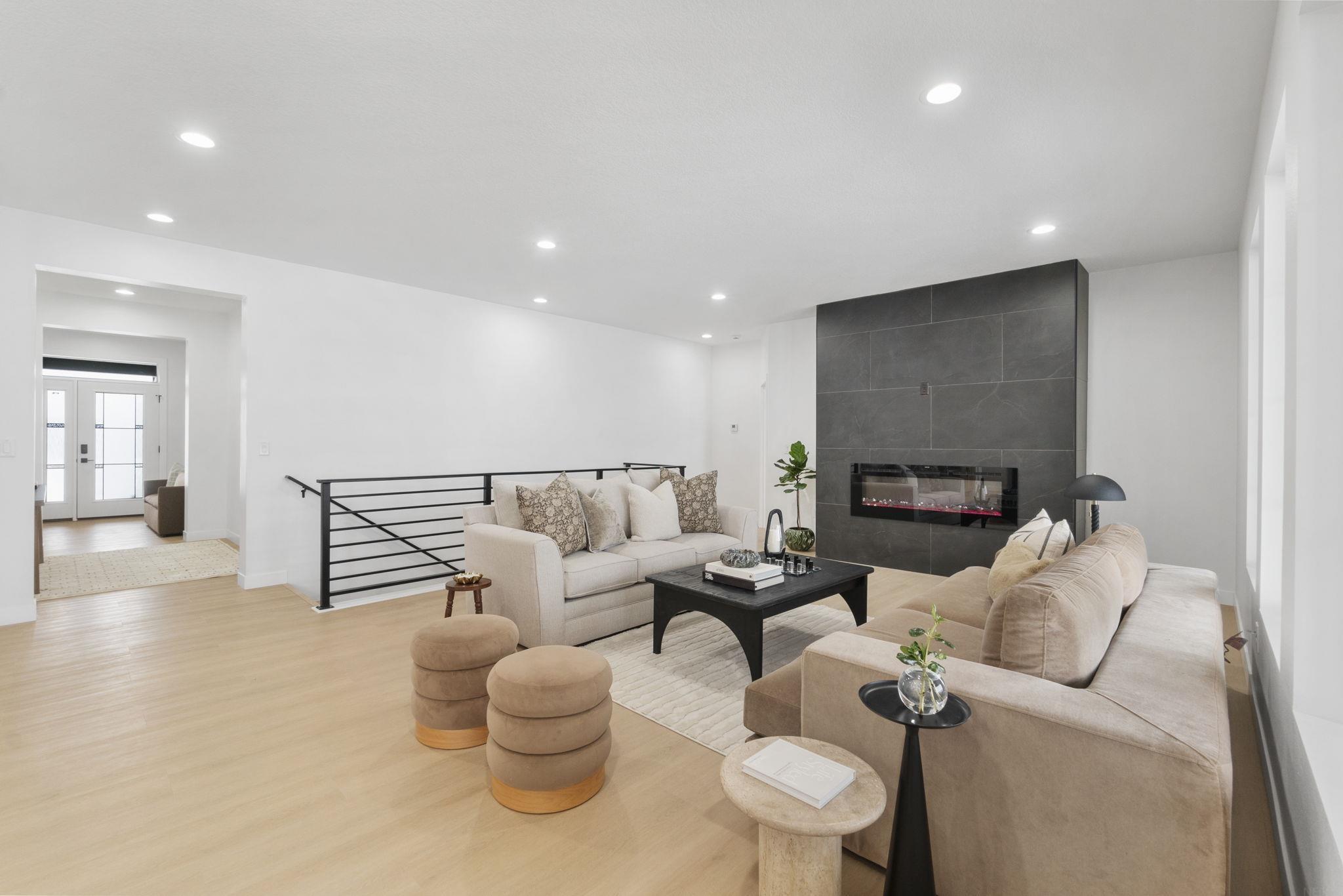 1122 Algonquin Drive