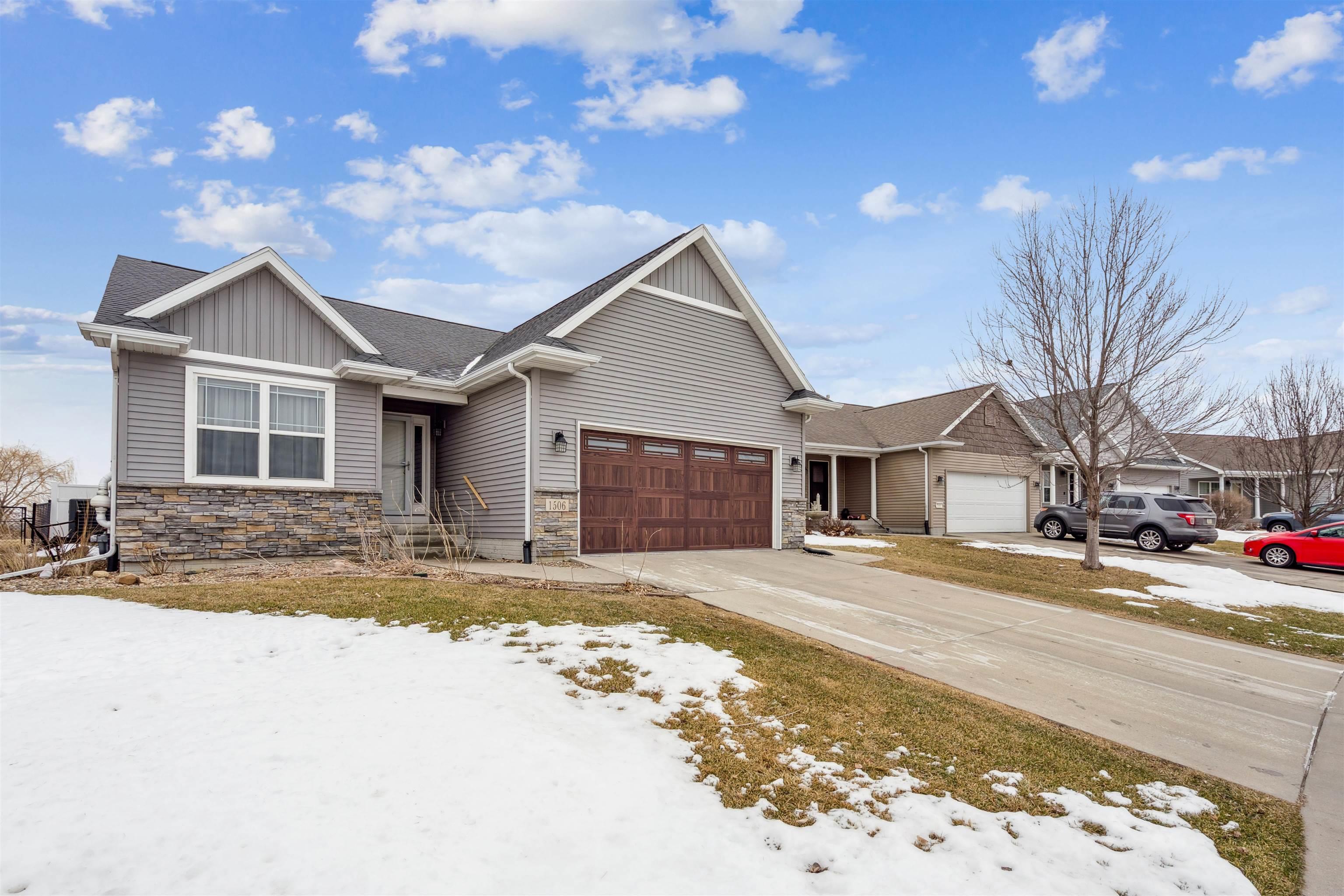 1506 Hummingbird Circle