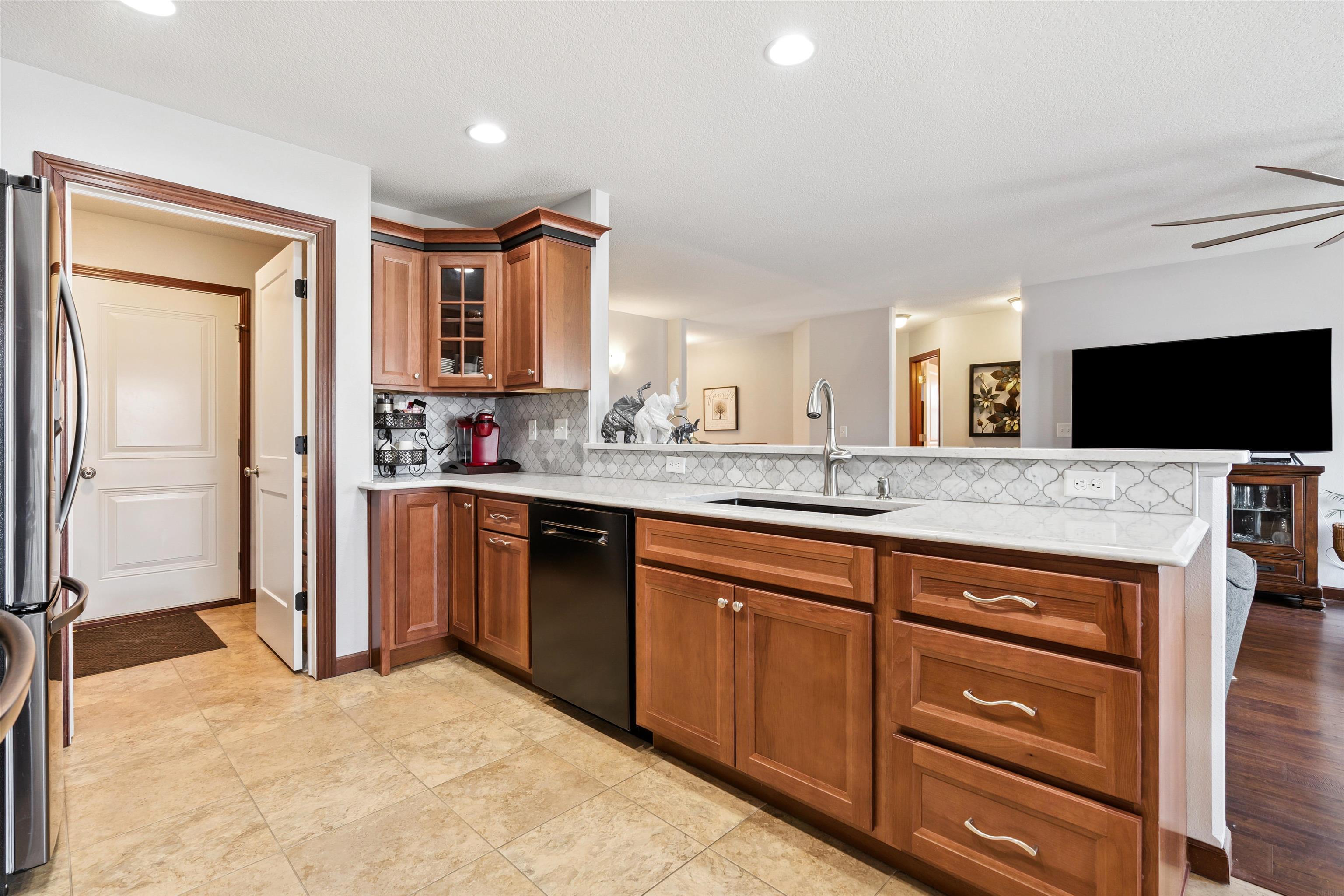 1506 Hummingbird Circle