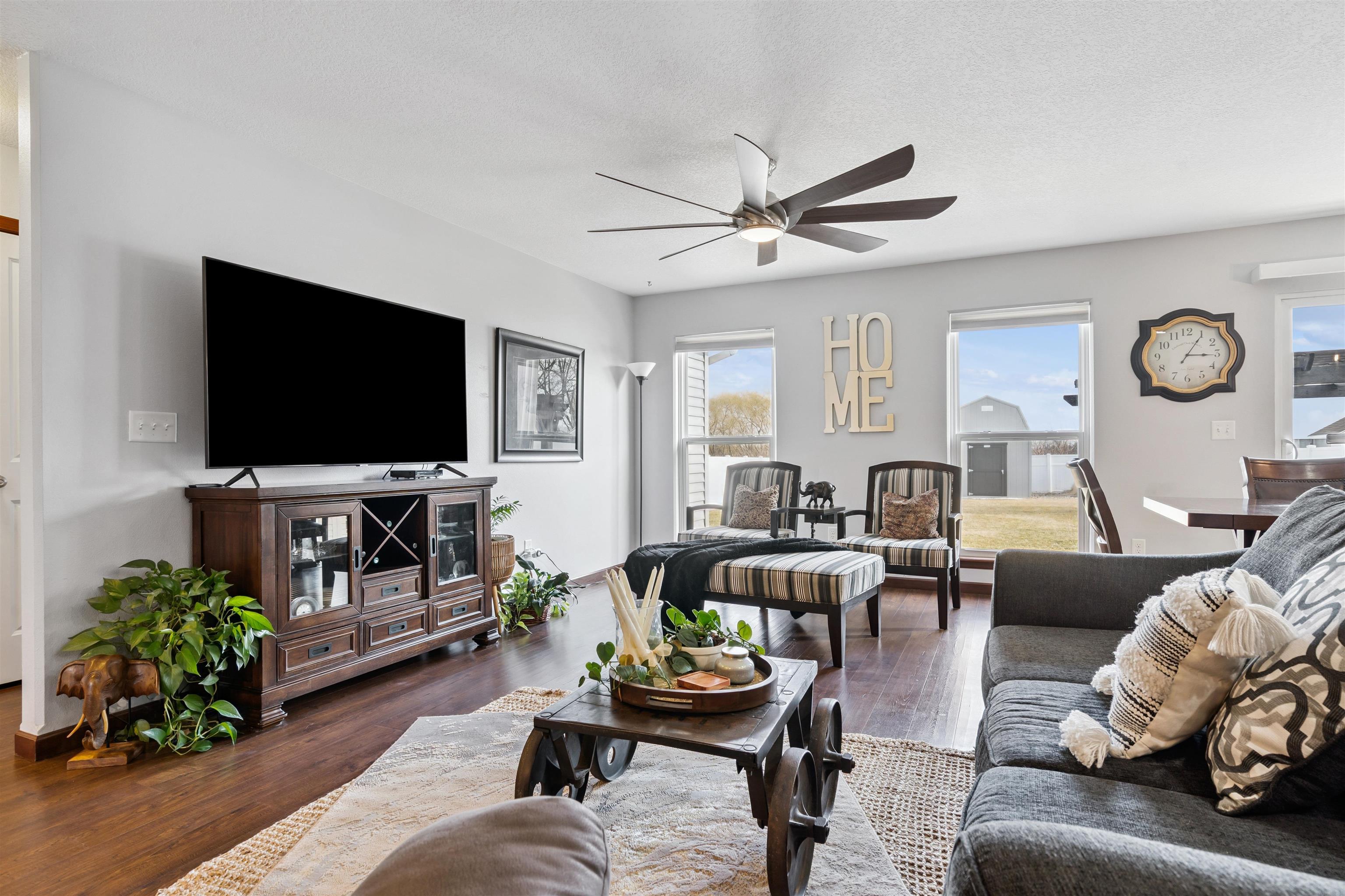 1506 Hummingbird Circle