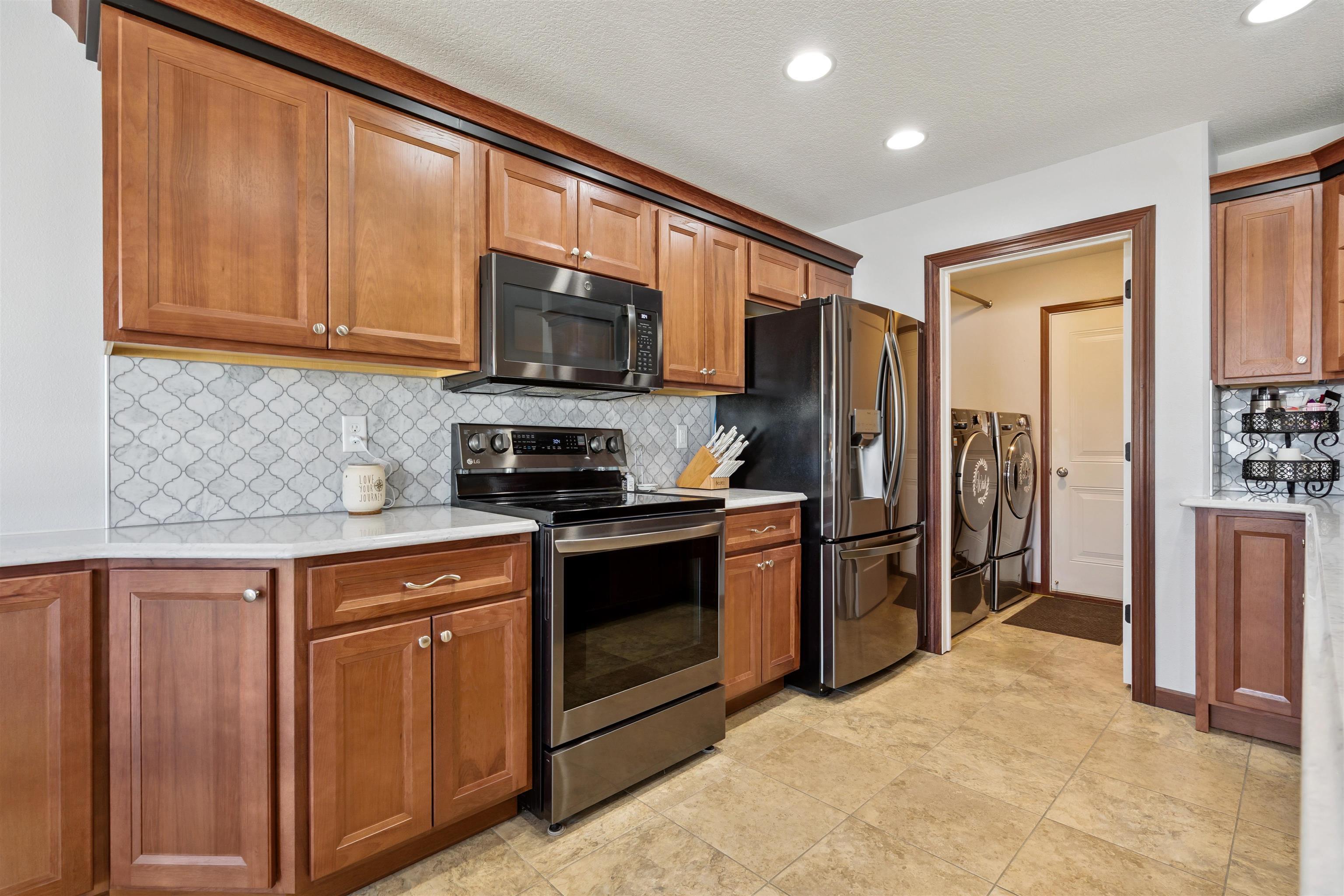 1506 Hummingbird Circle