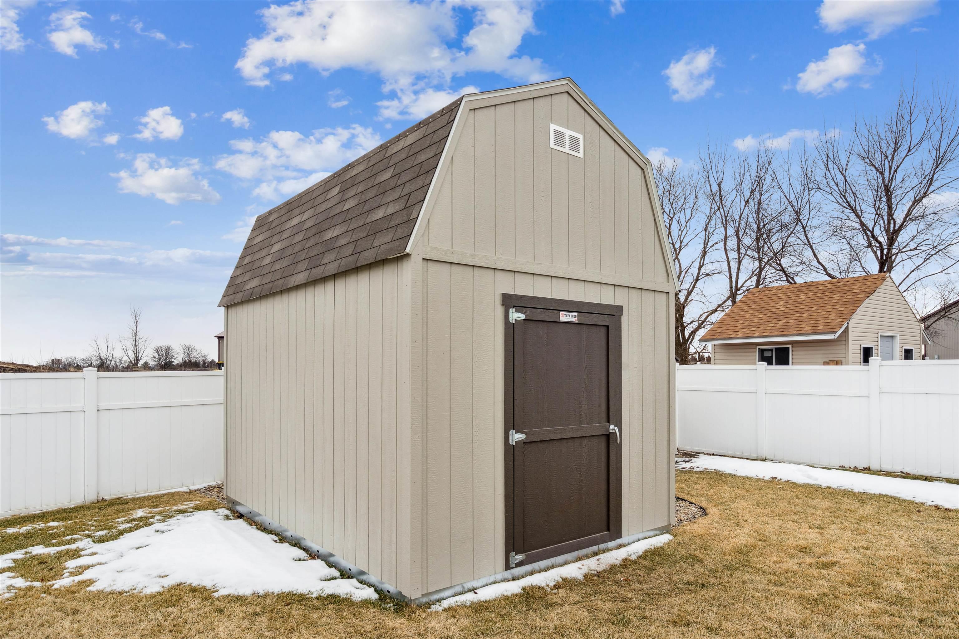 1506 Hummingbird Circle