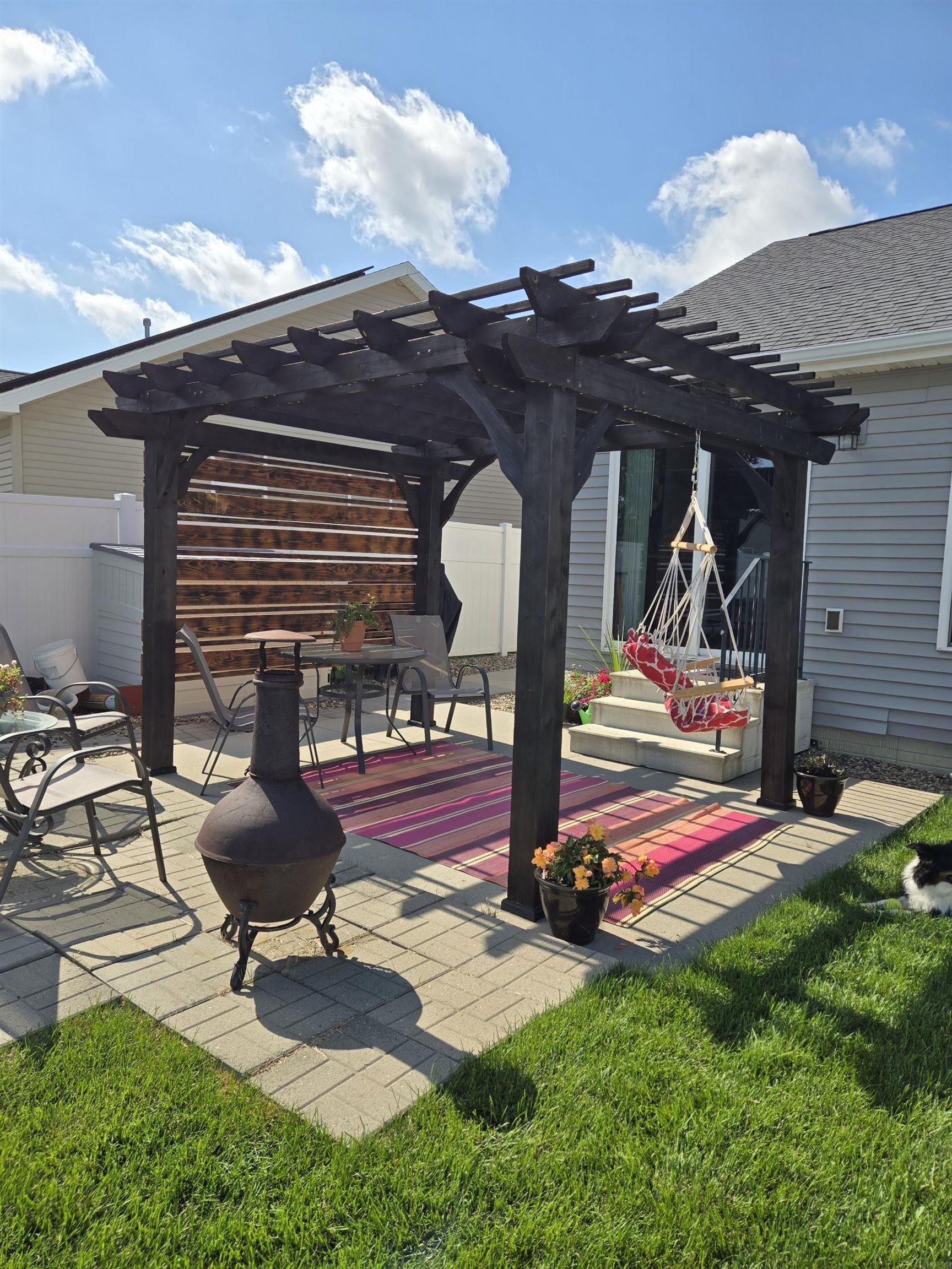 1506 Hummingbird Circle