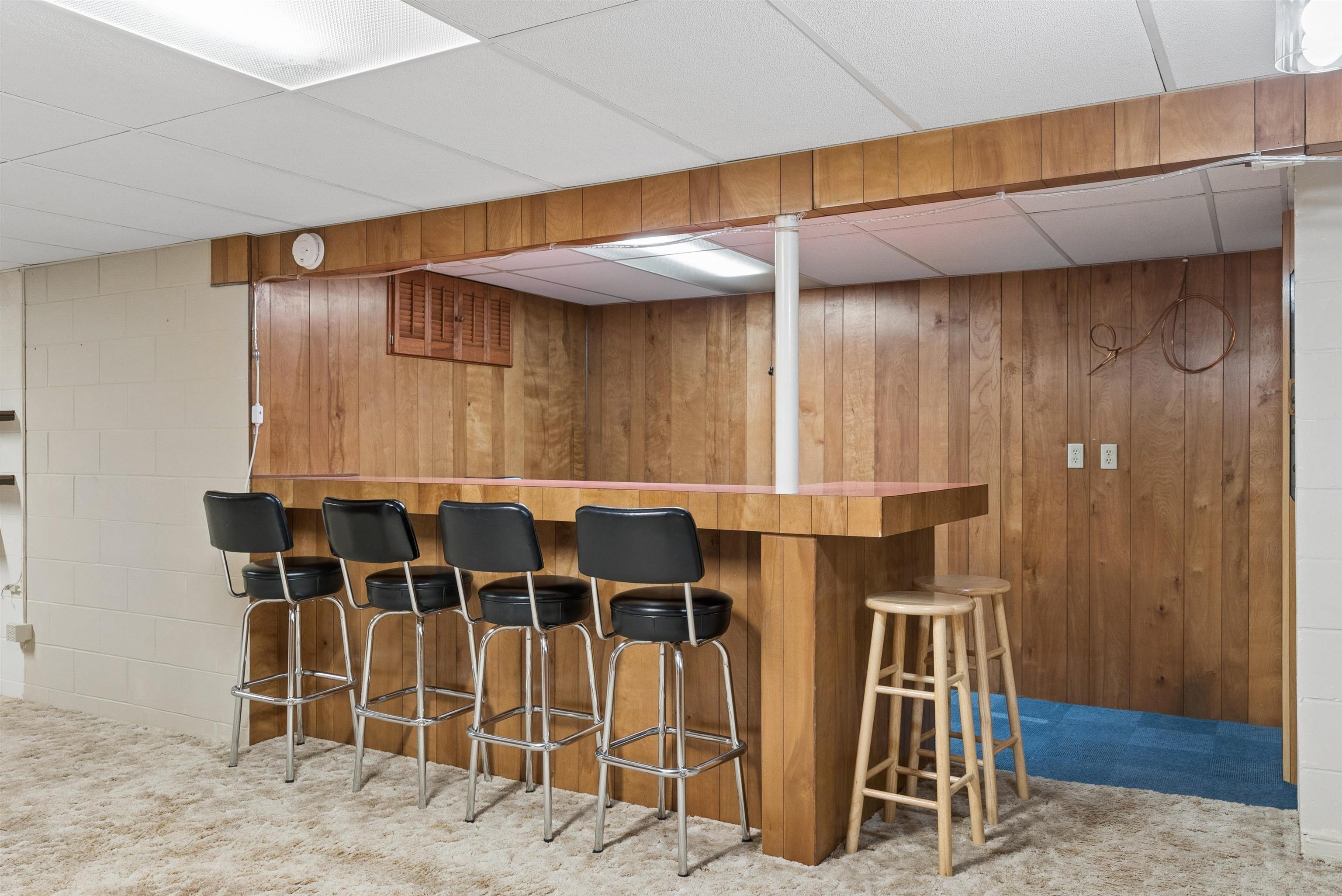 2702 Highview Avenue