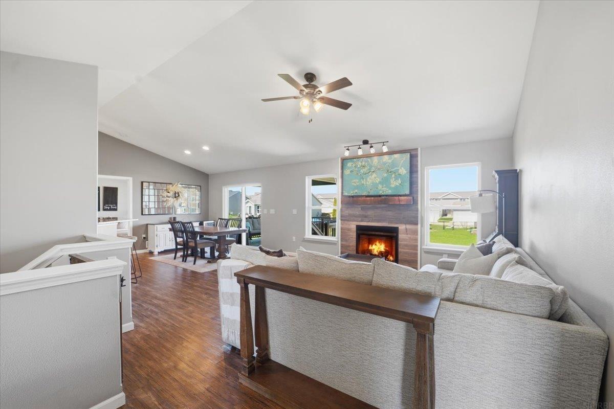 1115 Algonquin Drive