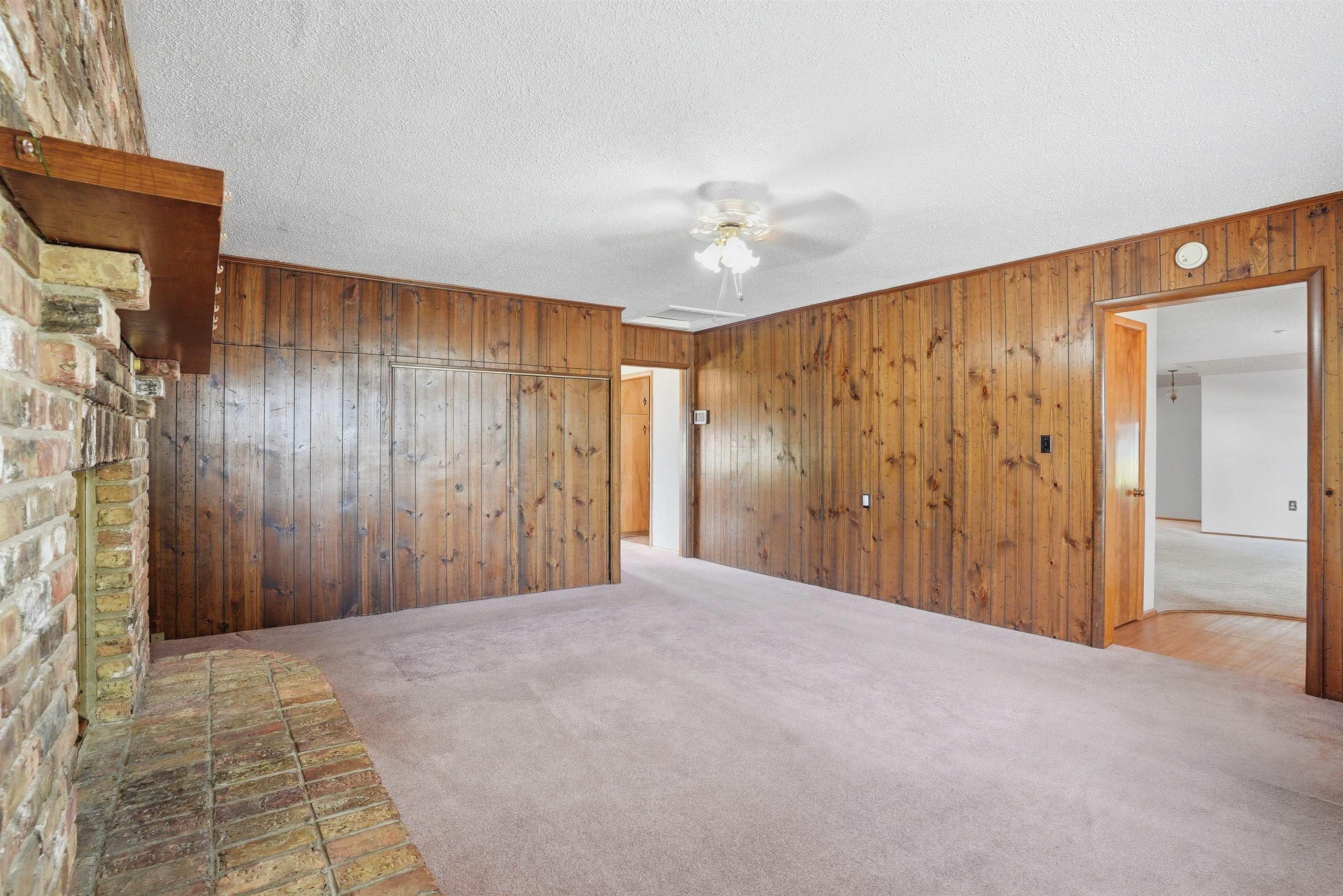 2571 Kate Street