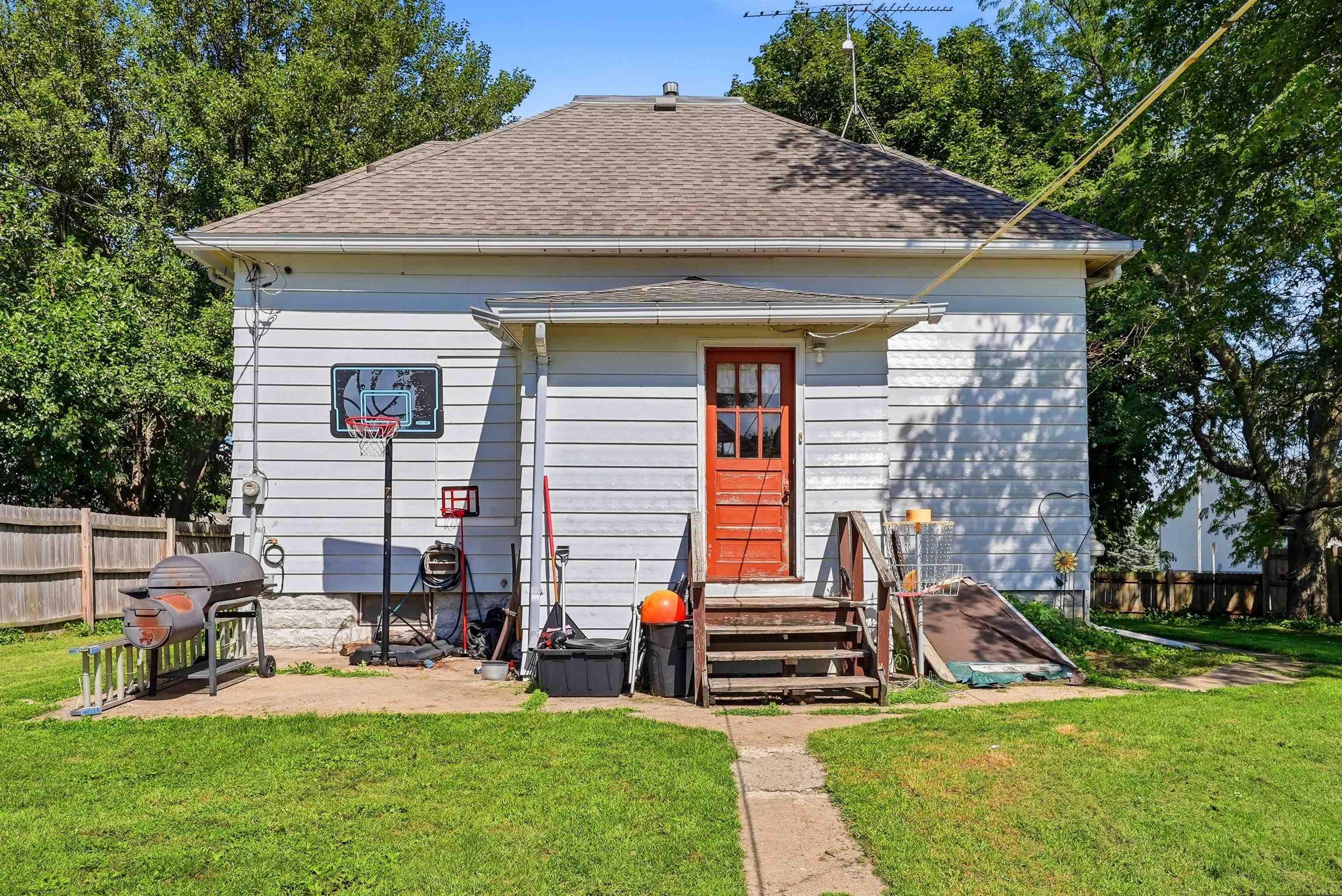 114 Main Street
