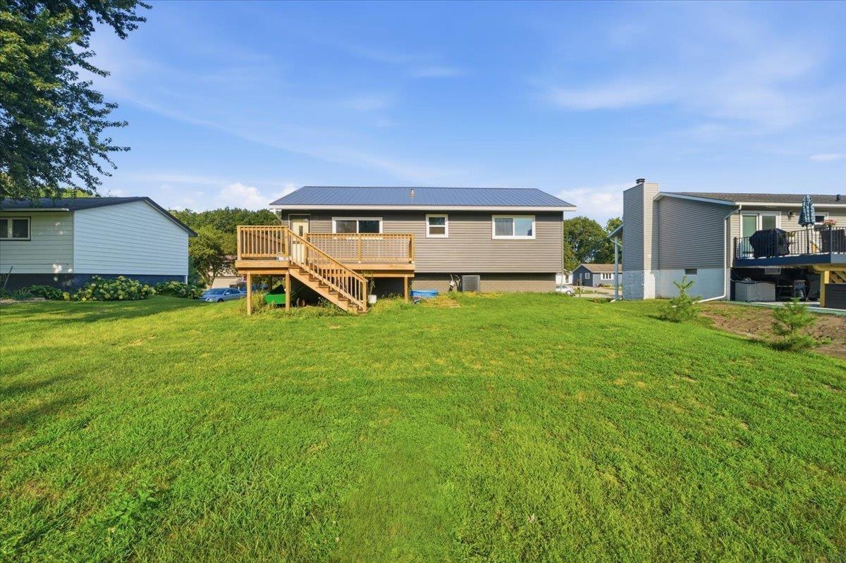 2721 Hiawatha Road