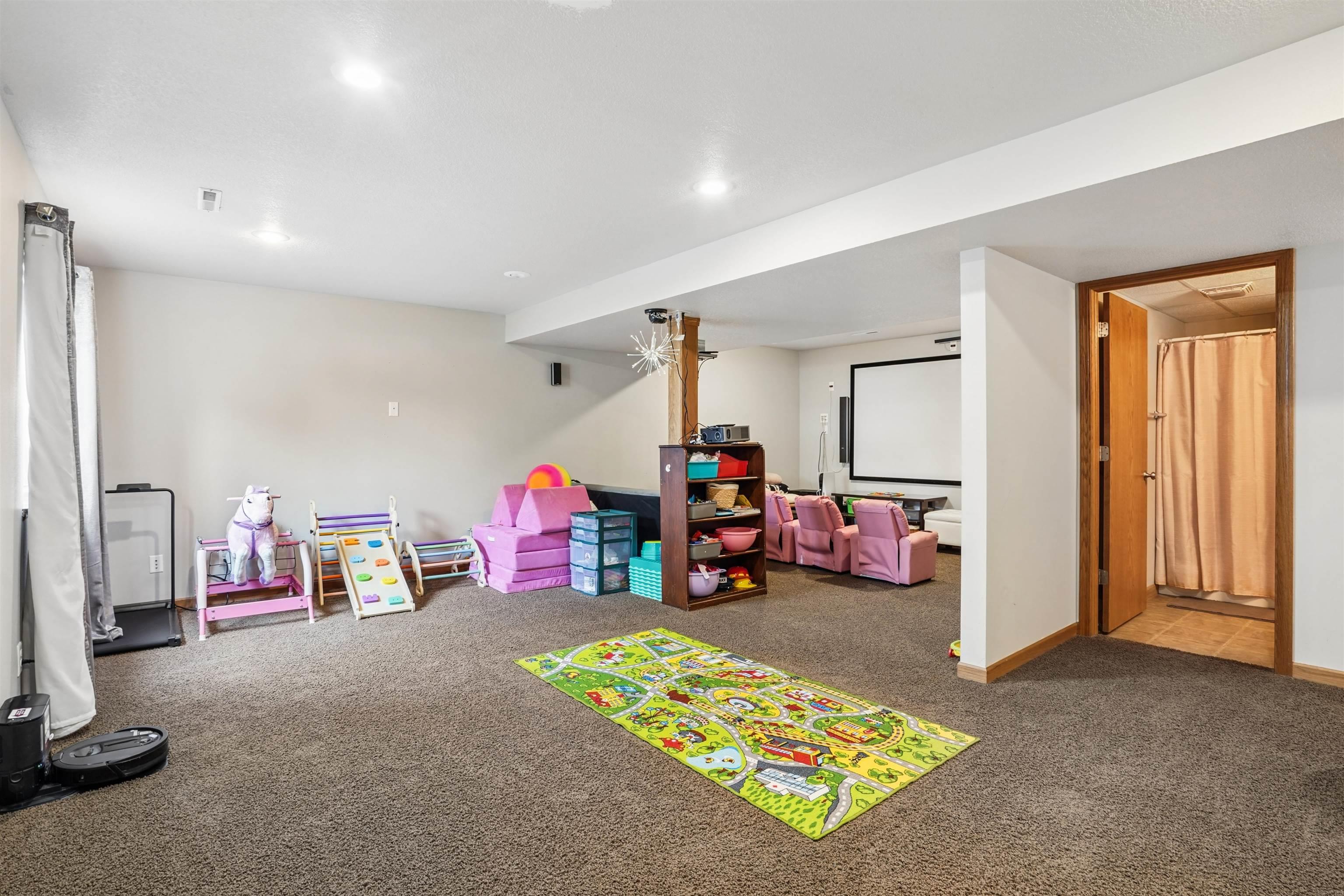 1408 Meadowview Lane