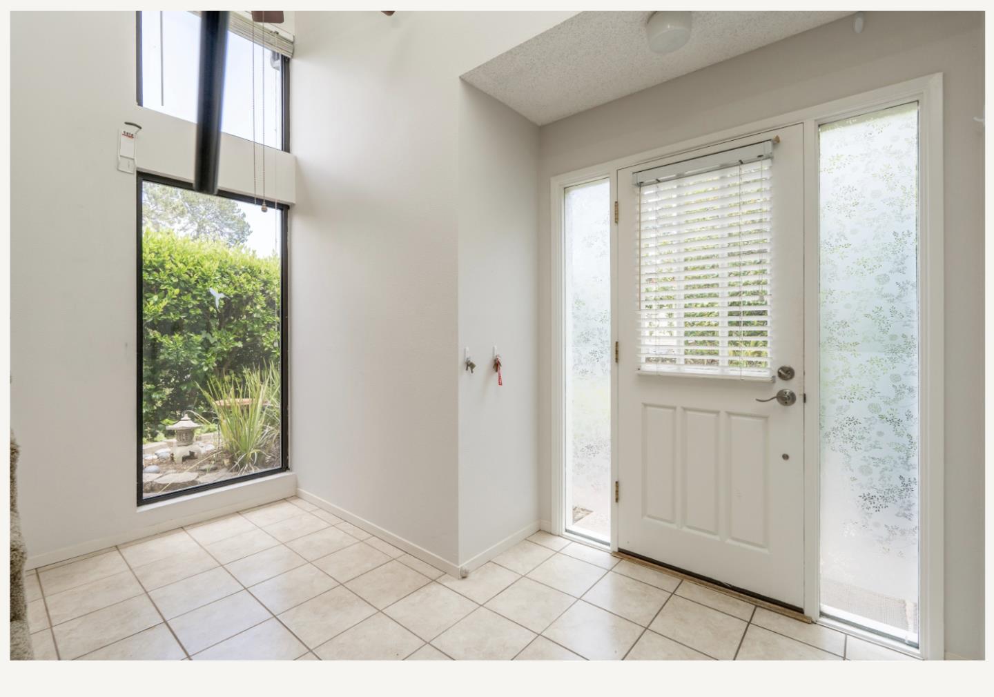 1360 Josselyn Canyon Road 33, MONTEREY, CA 93940
