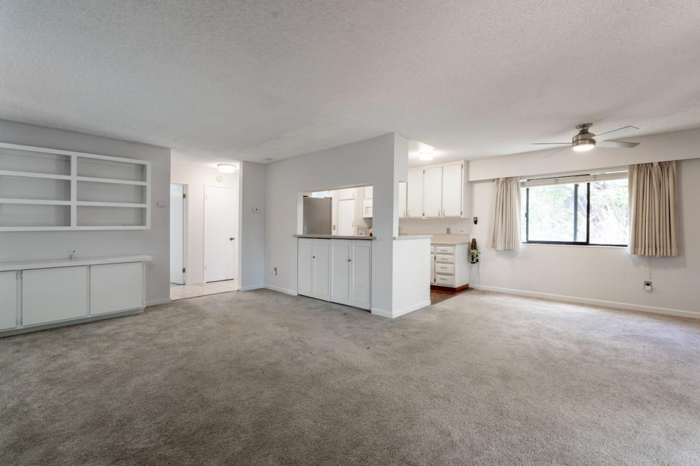 1360 Josselyn Canyon Road 33, MONTEREY, CA 93940