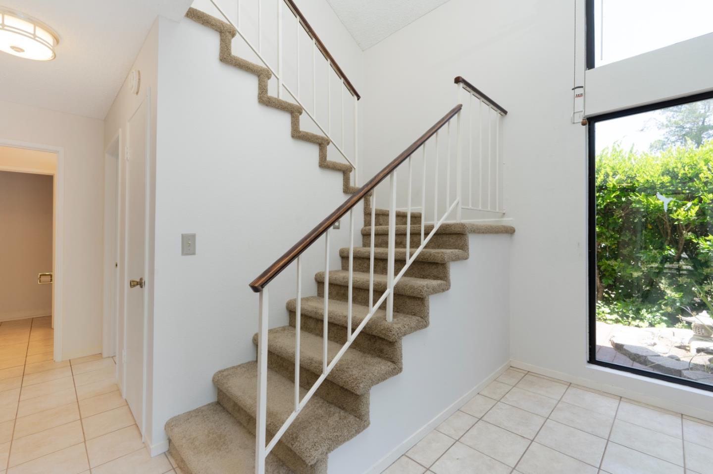 1360 Josselyn Canyon Road 33, MONTEREY, CA 93940