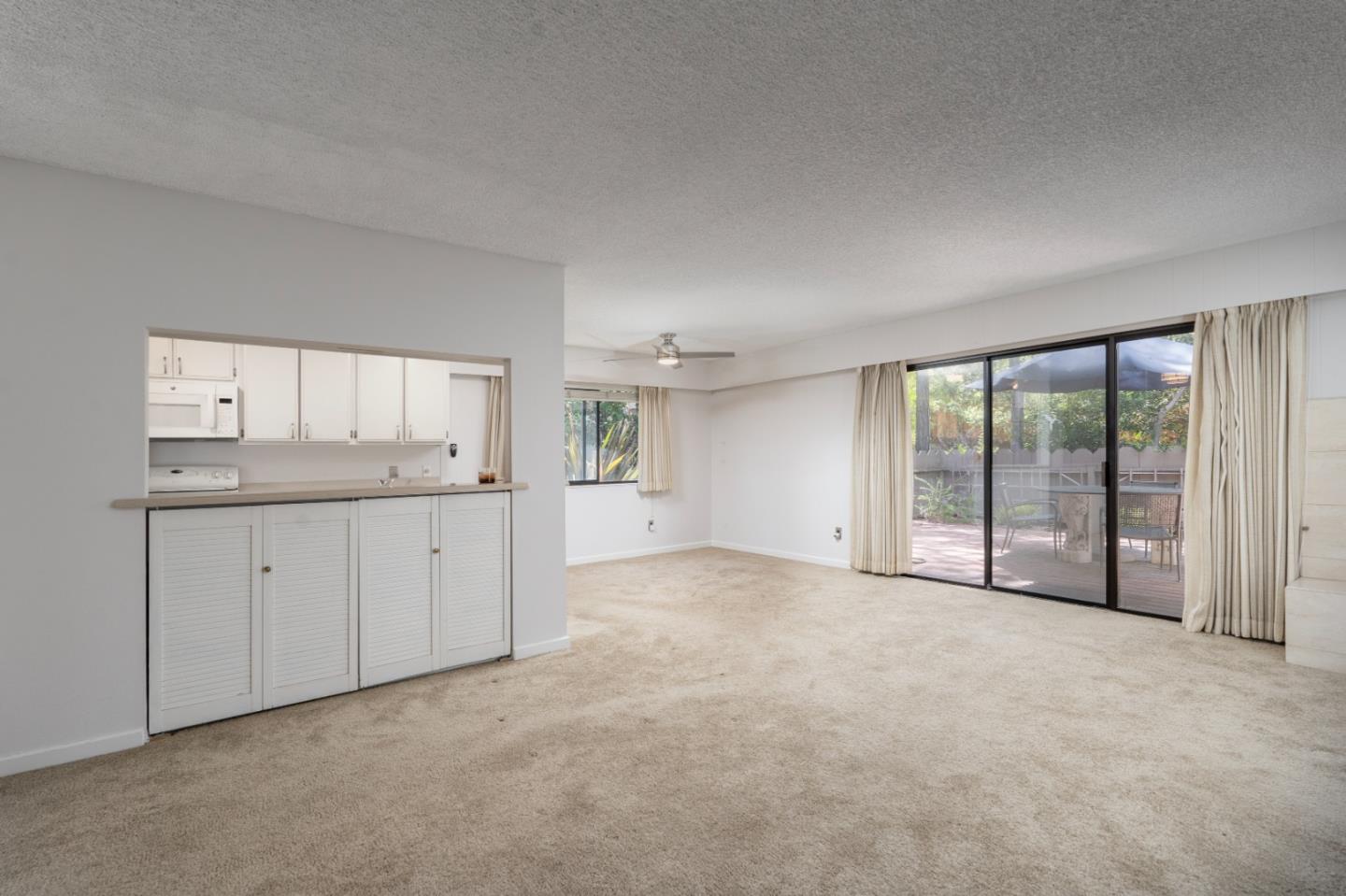 1360 Josselyn Canyon Road 33, MONTEREY, CA 93940