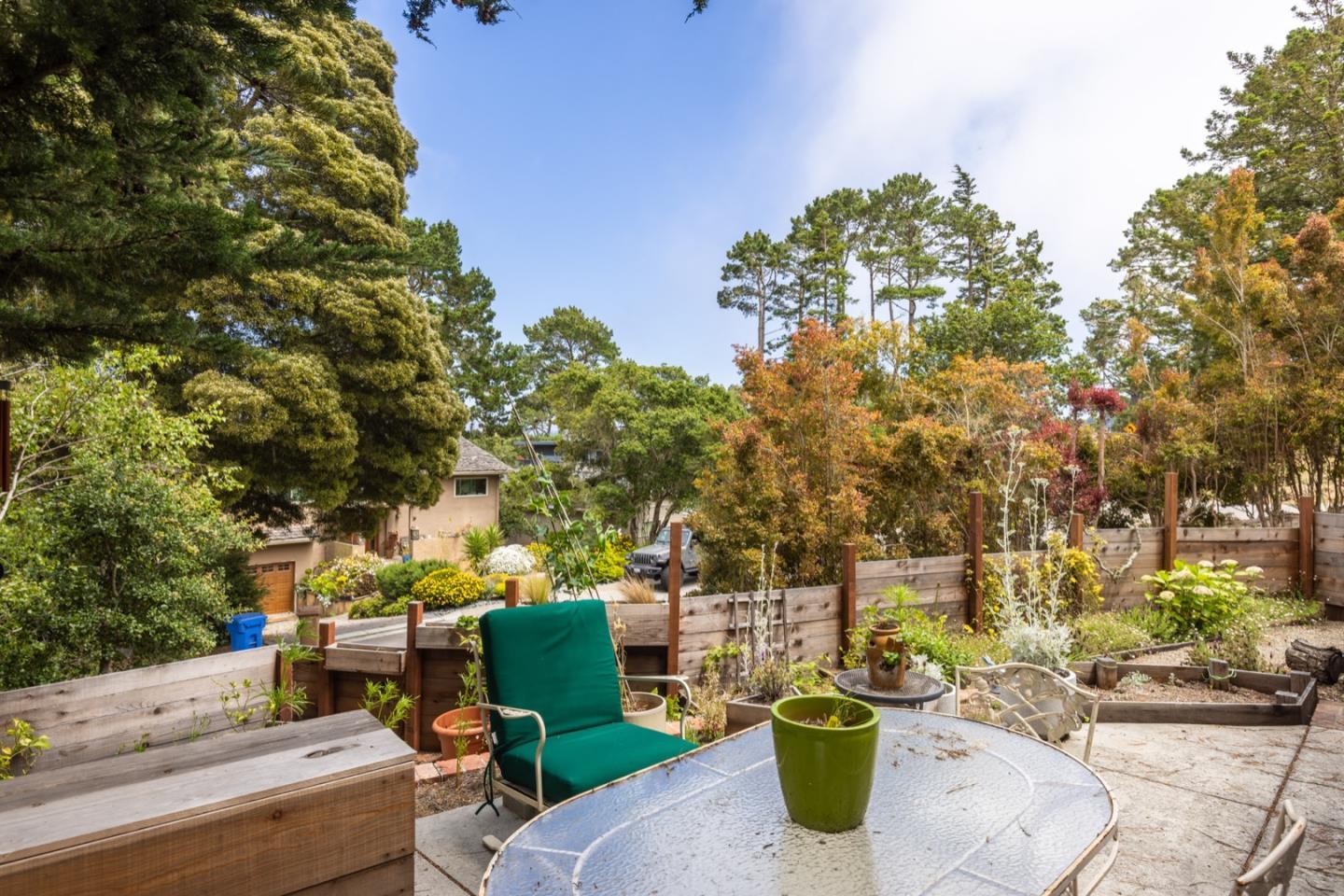 711 Toyon Drive