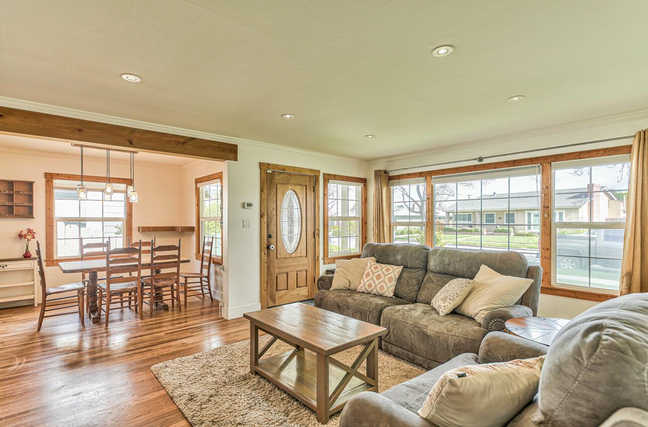 220 San Miguel Avenue, Salinas, CA 93901
