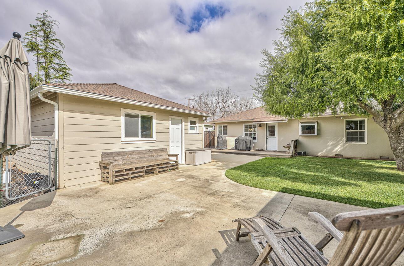 220 San Miguel Avenue, Salinas, CA 93901