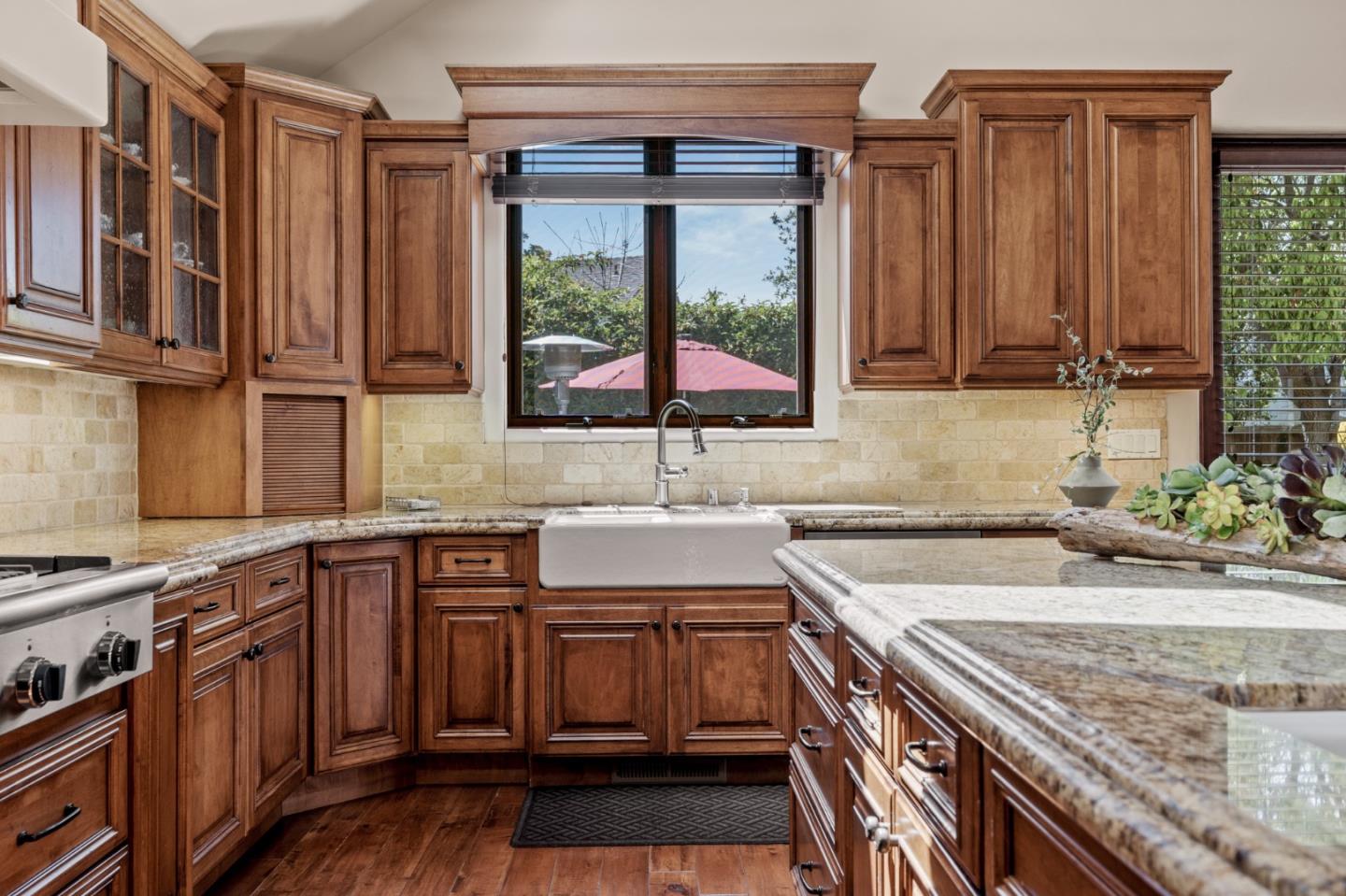6 White Tail Lane