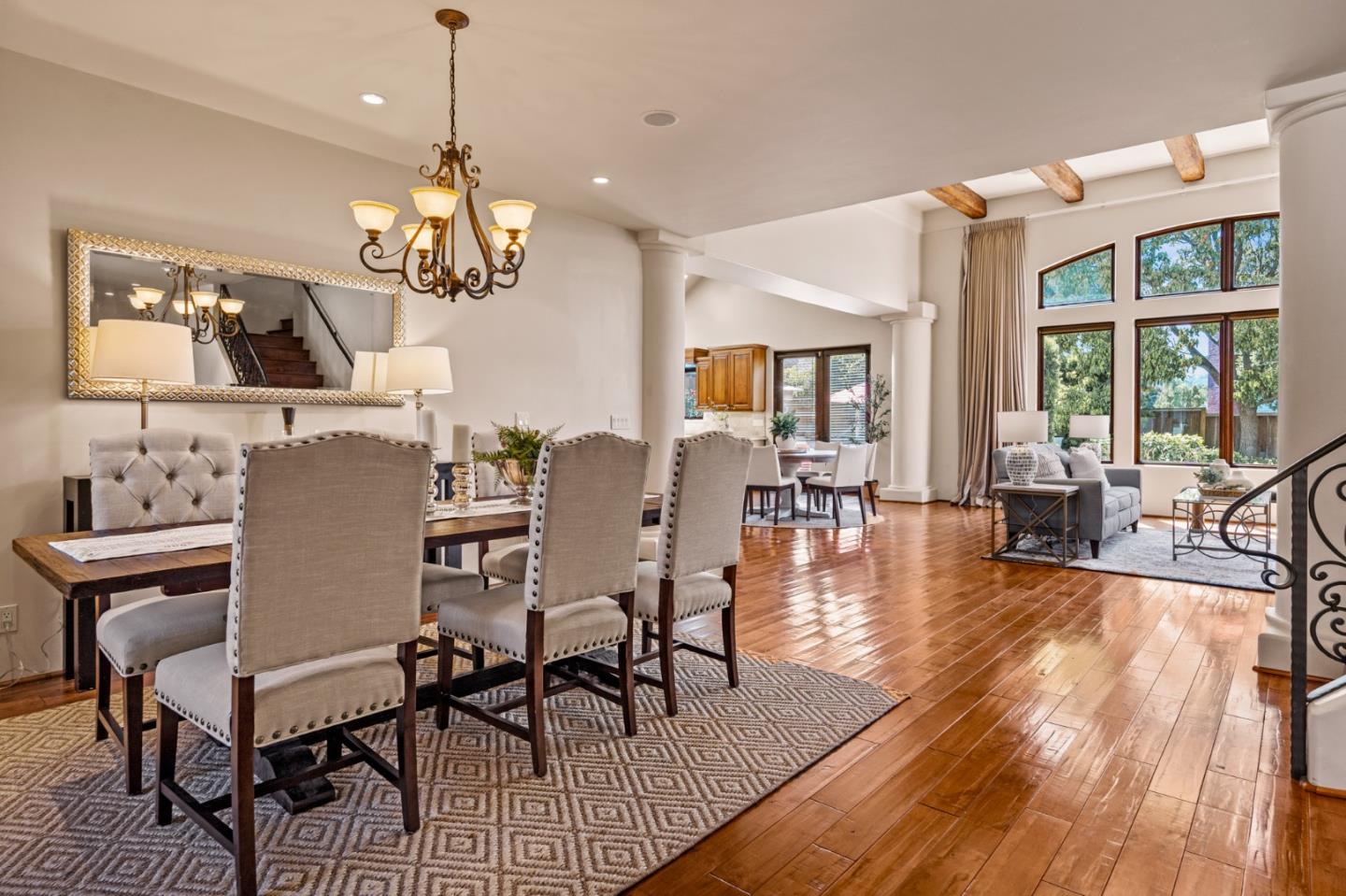 6 White Tail Lane