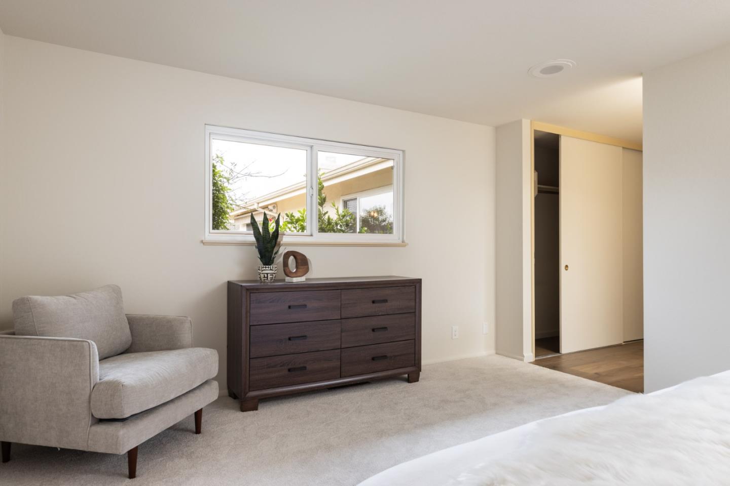 38 Santa Monica Court