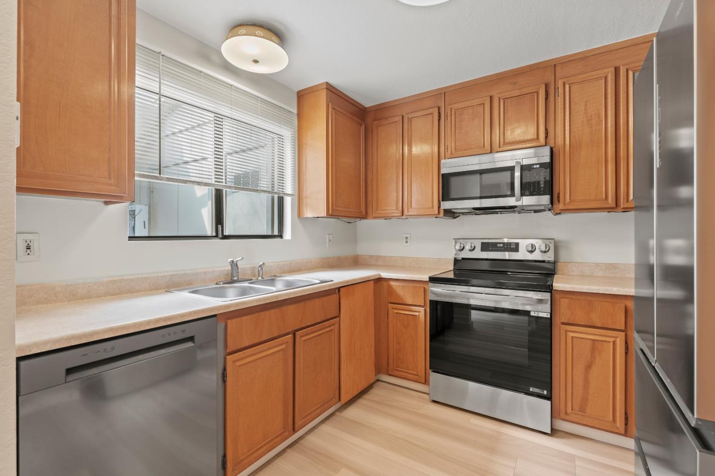 250 Forest Ridge Road 14