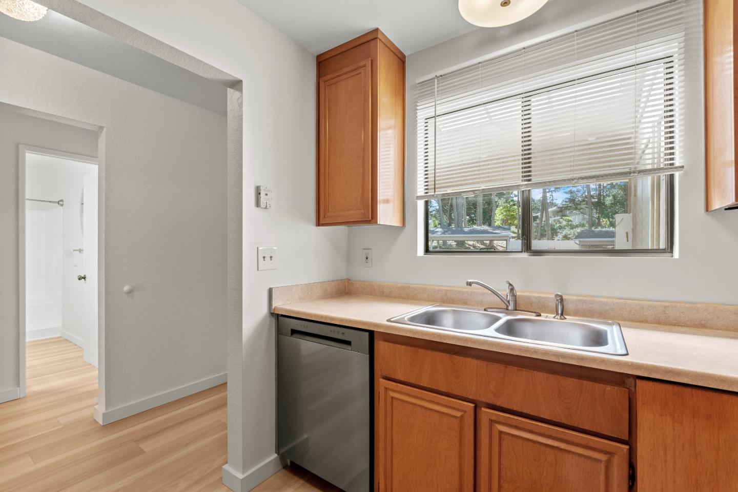 250 Forest Ridge Road 14
