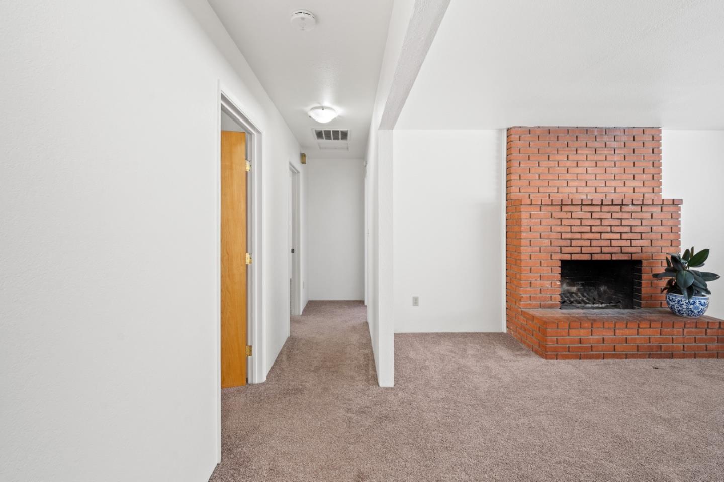 1124 Hamilton Avenue, SEASIDE, CA 93955
