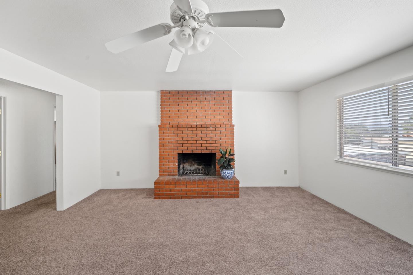 1124 Hamilton Avenue, SEASIDE, CA 93955