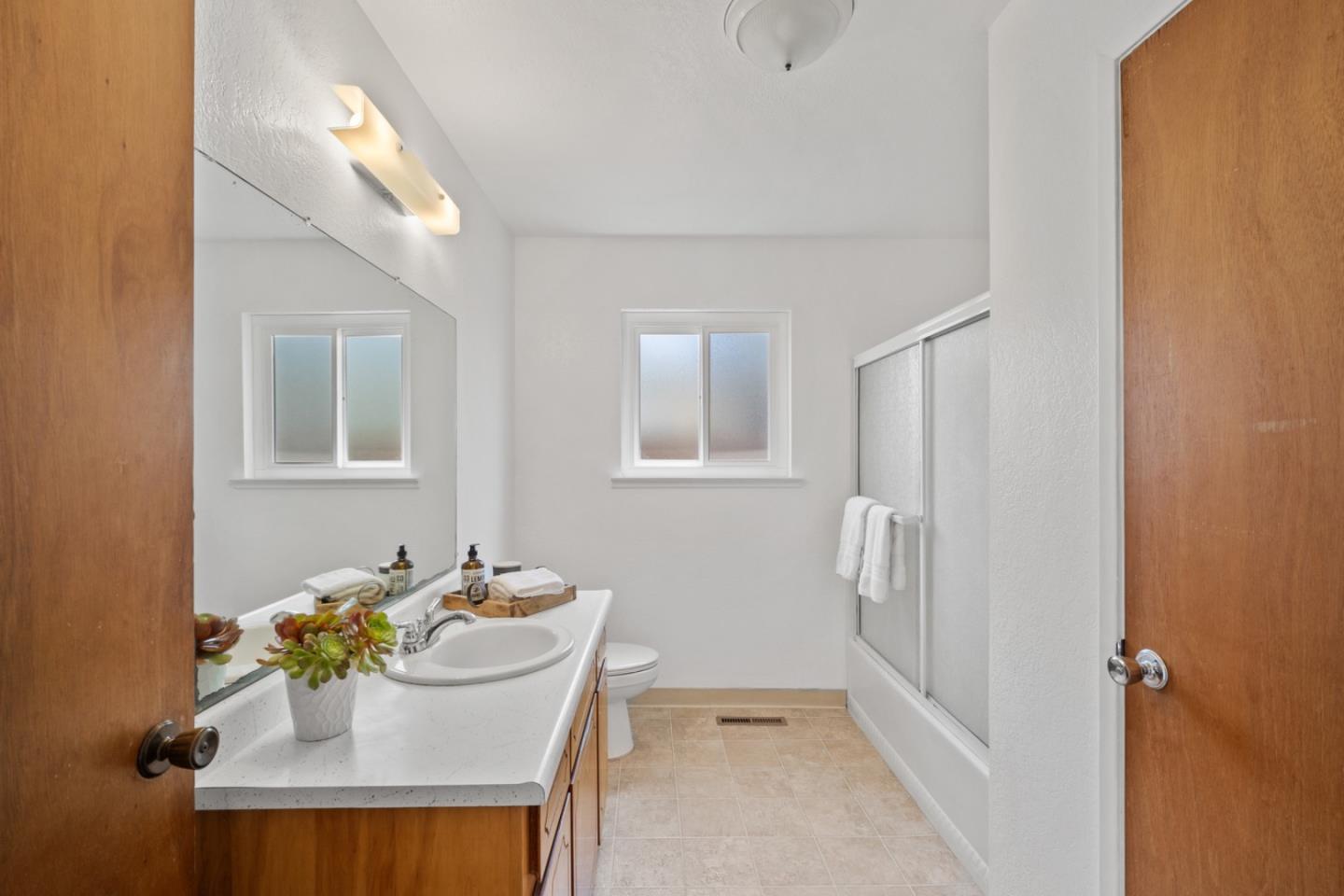 1124 Hamilton Avenue, SEASIDE, CA 93955