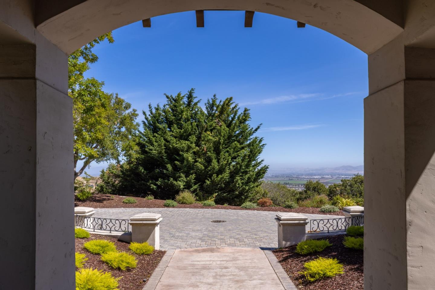 19831 Spring Ridge Terrace, SALINAS, CA 93908