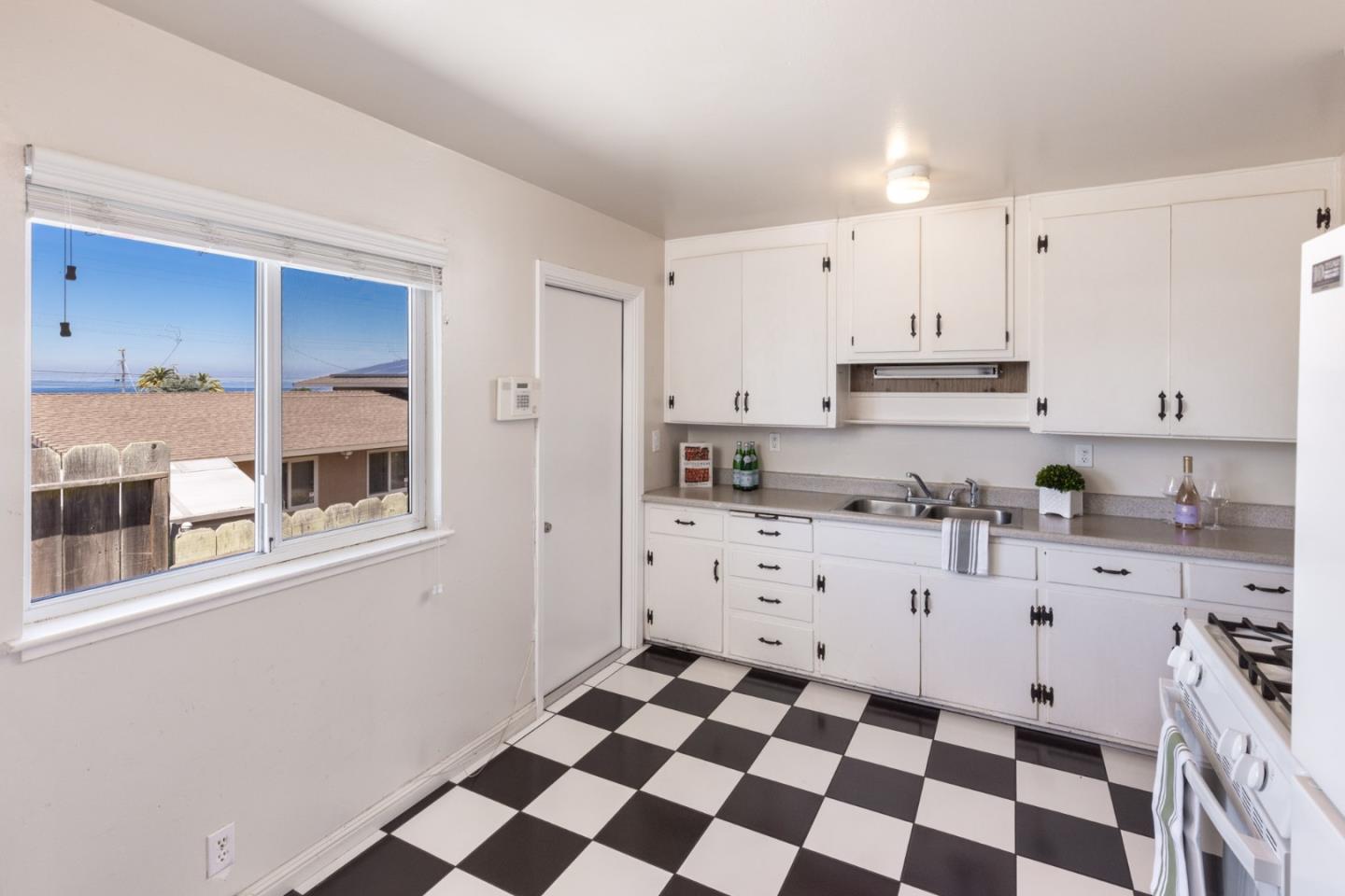 1757 Havana Street, SEASIDE, CA 93955
