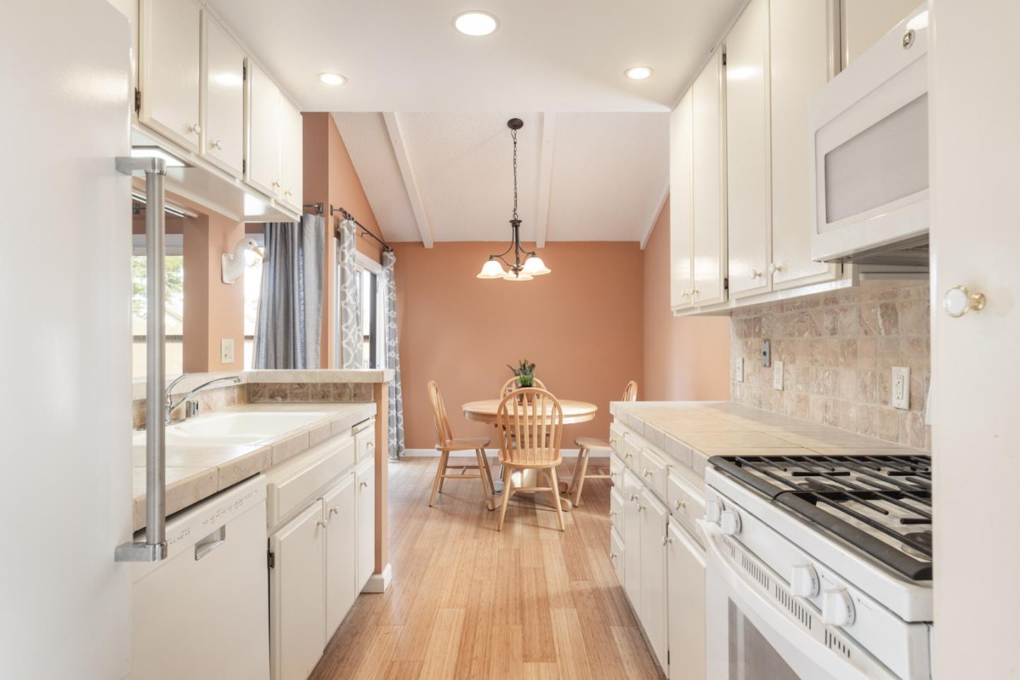 1360 Josselyn Canyon Road 27, MONTEREY, CA 93940