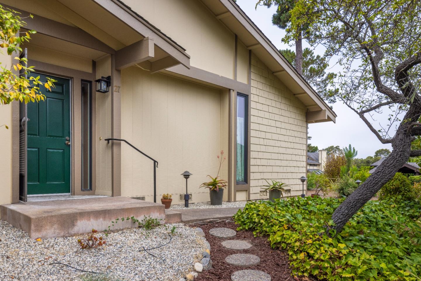 1360 Josselyn Canyon Road 27, MONTEREY, CA 93940