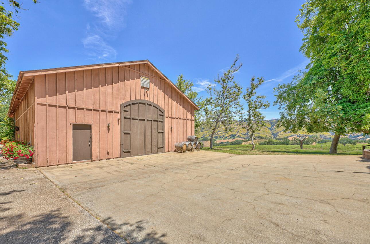18820 Cachagua Road, CARMEL VALLEY, CA 93924