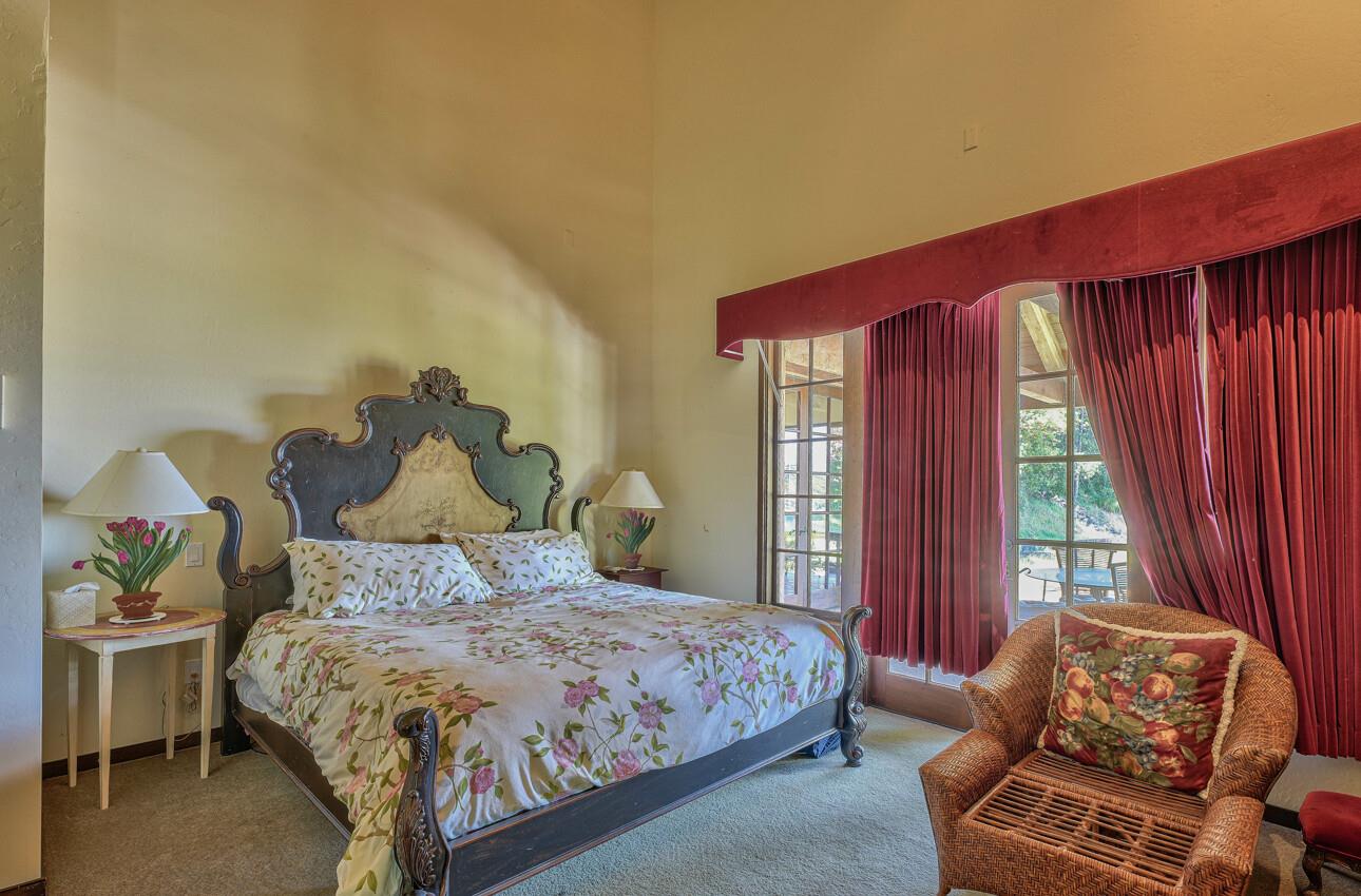 18820 Cachagua Road, CARMEL VALLEY, CA 93924