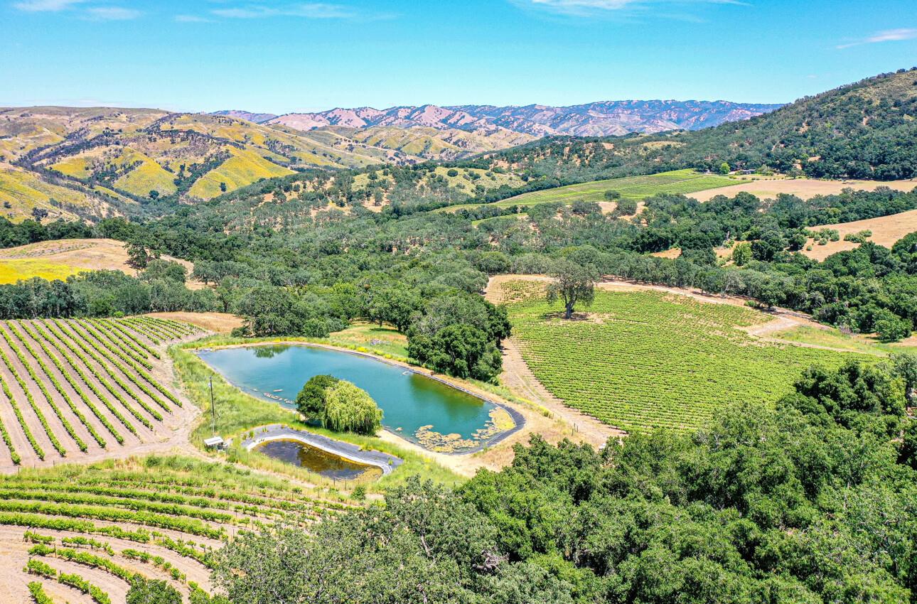 18820 Cachagua Road, CARMEL VALLEY, CA 93924