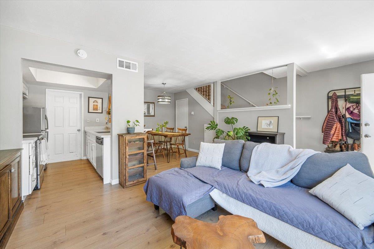 967 Hilby Avenue D, SEASIDE, CA 93955