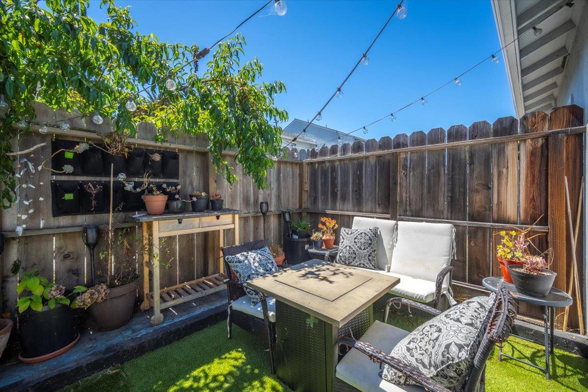 967 Hilby Avenue D, SEASIDE, CA 93955